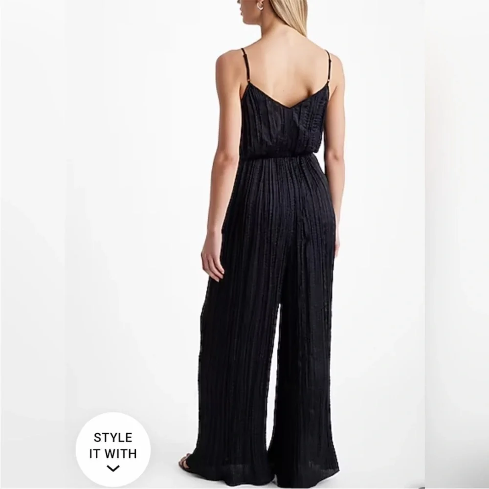 Express Black Satin Like Sleeveless V Neck Wide Leg Crinkle Jumpsuit L